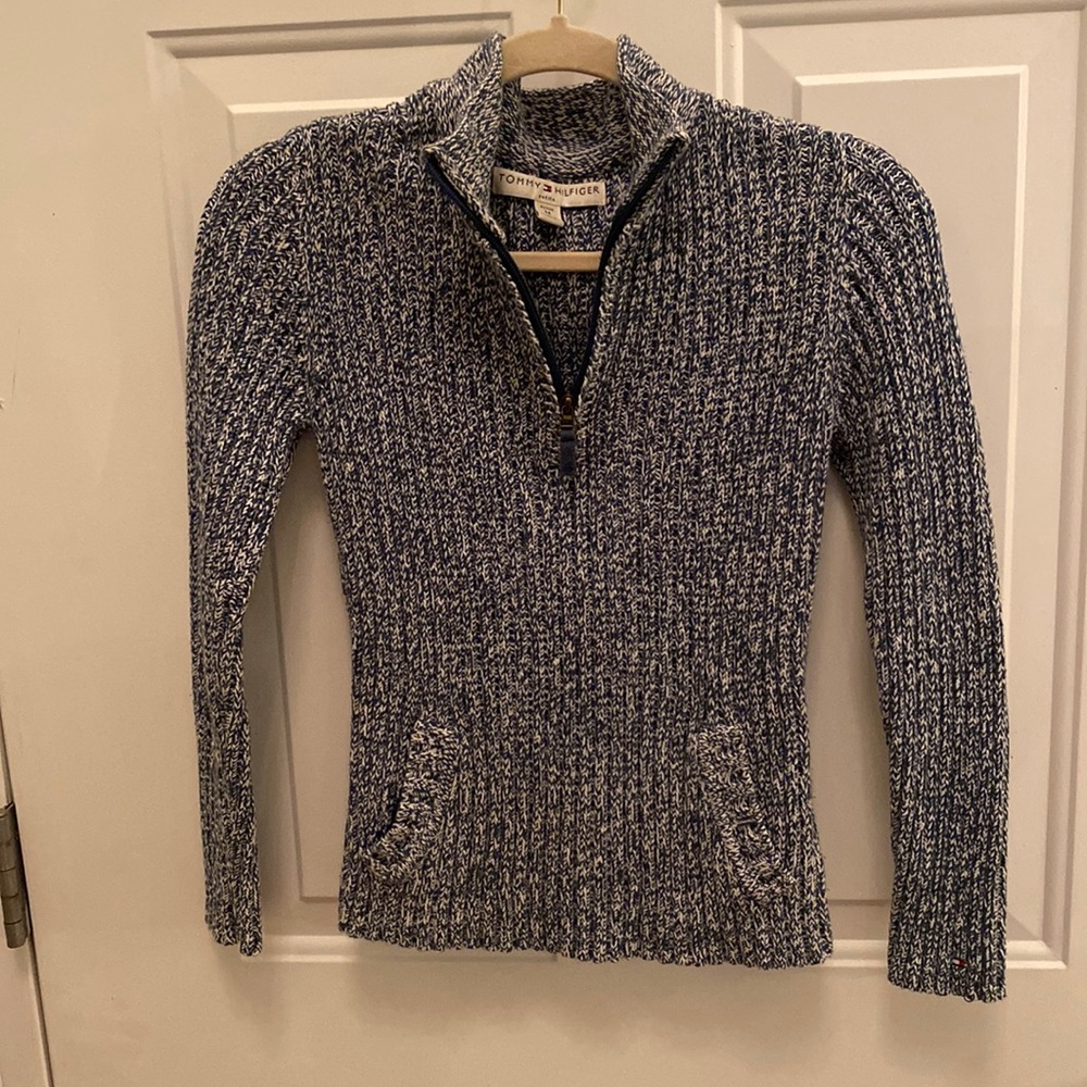 Tommy Hilfiger quarter zip. Size petite medium.